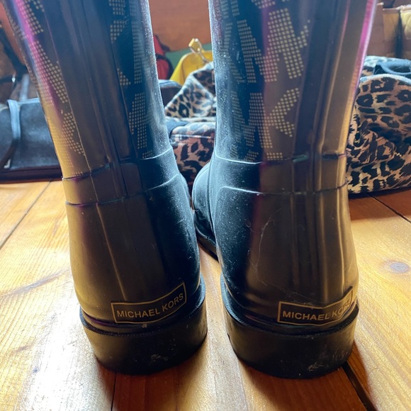 Michael Kors Rainboots - Picture 2 of 2